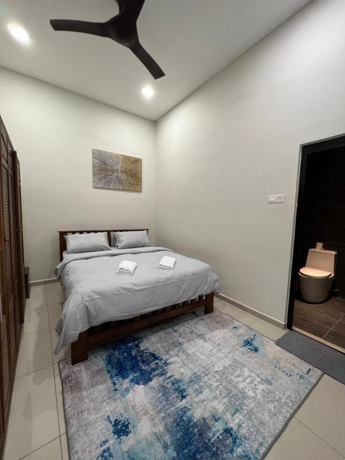 R3Trohouse 3Br 8Pax Ps4,Pool Table,Netflix Villa Kuantan Bagian luar foto