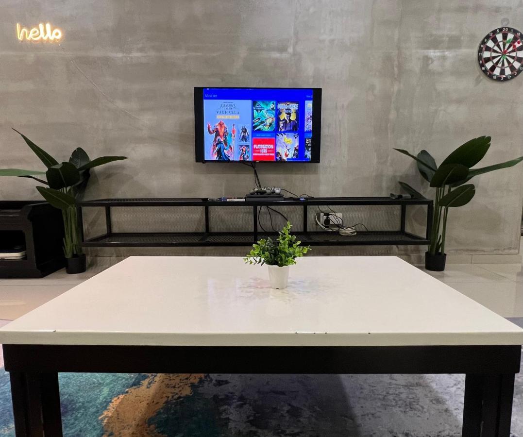 R3Trohouse 3Br 8Pax Ps4,Pool Table,Netflix Villa Kuantan Bagian luar foto